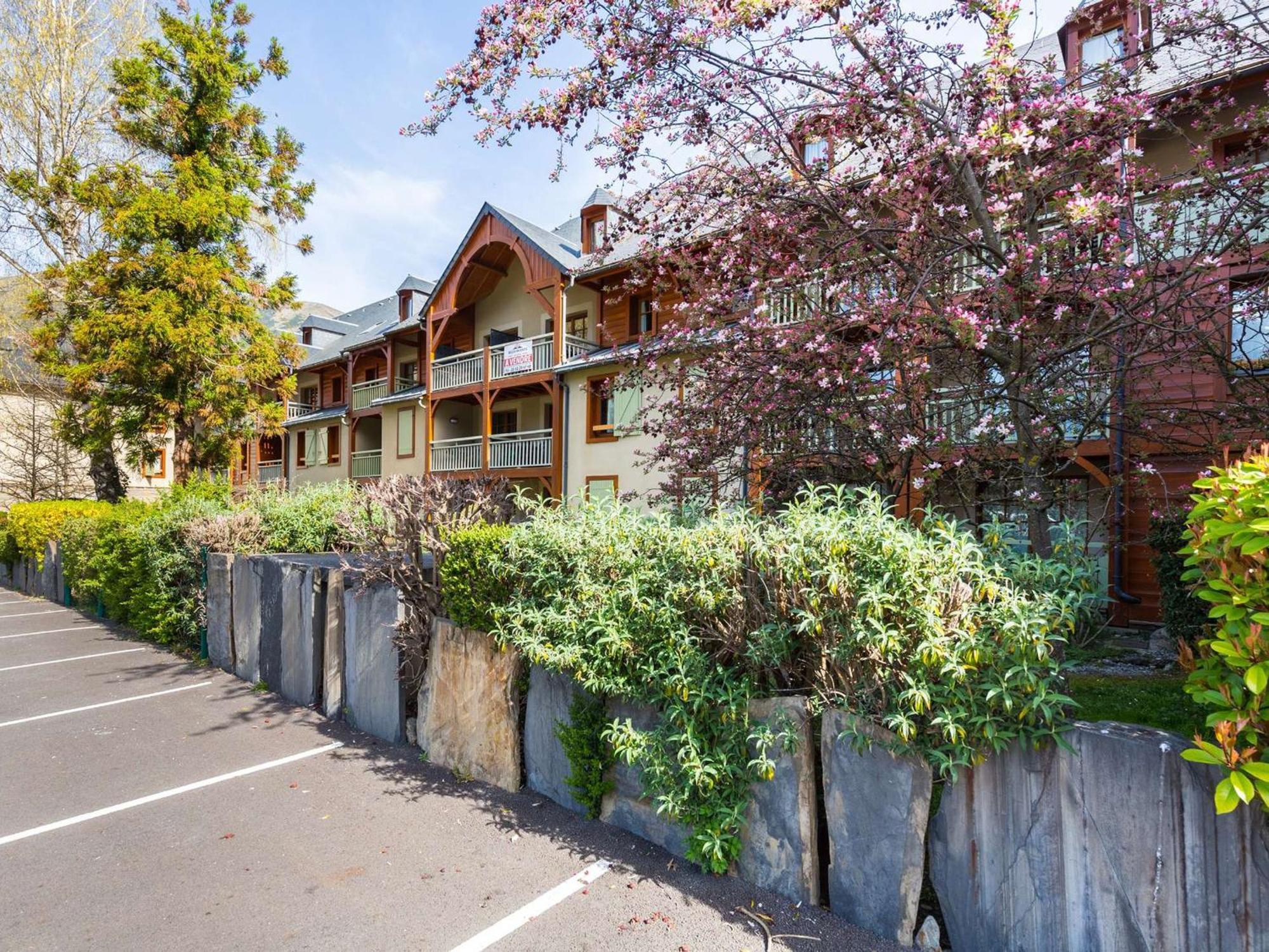 Appartement De 70 M² Au Centre-Ville Avec Piscine, Hammam, Sauna Et Balcon Bien Expose - Fr-1-296-392 サン・ラリー・スラン エクステリア 写真